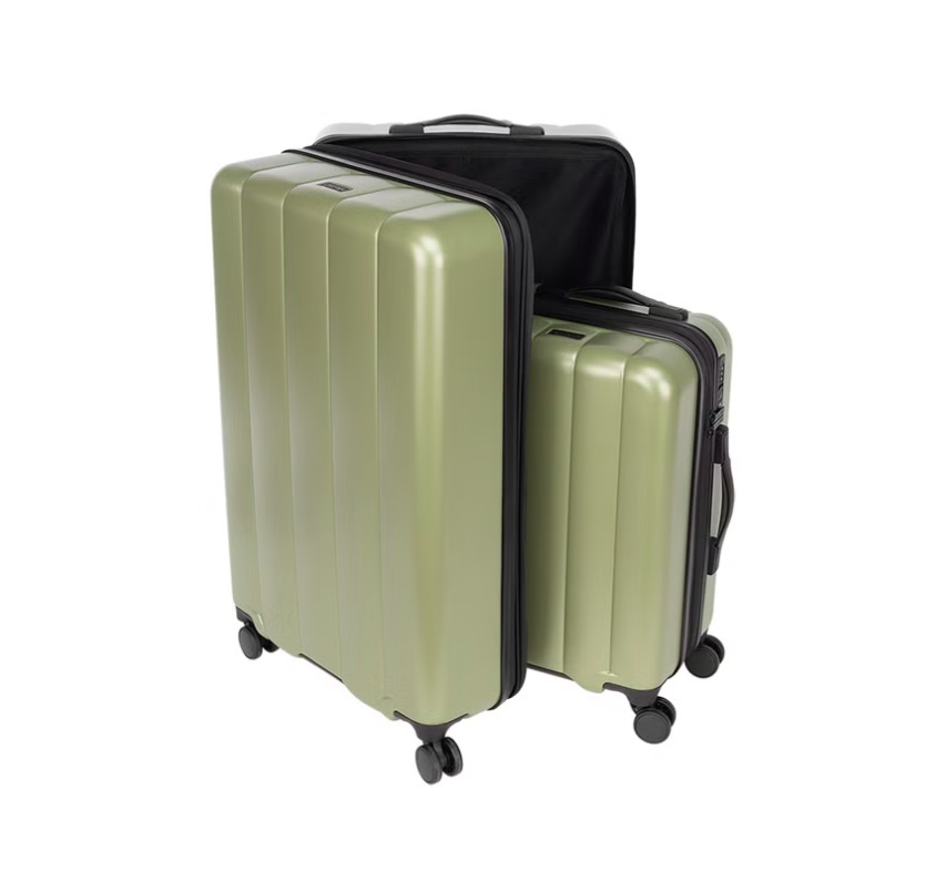 8-Piece Calpak Luggage Set Polycarbonate Hardshell Spinner Suitcases