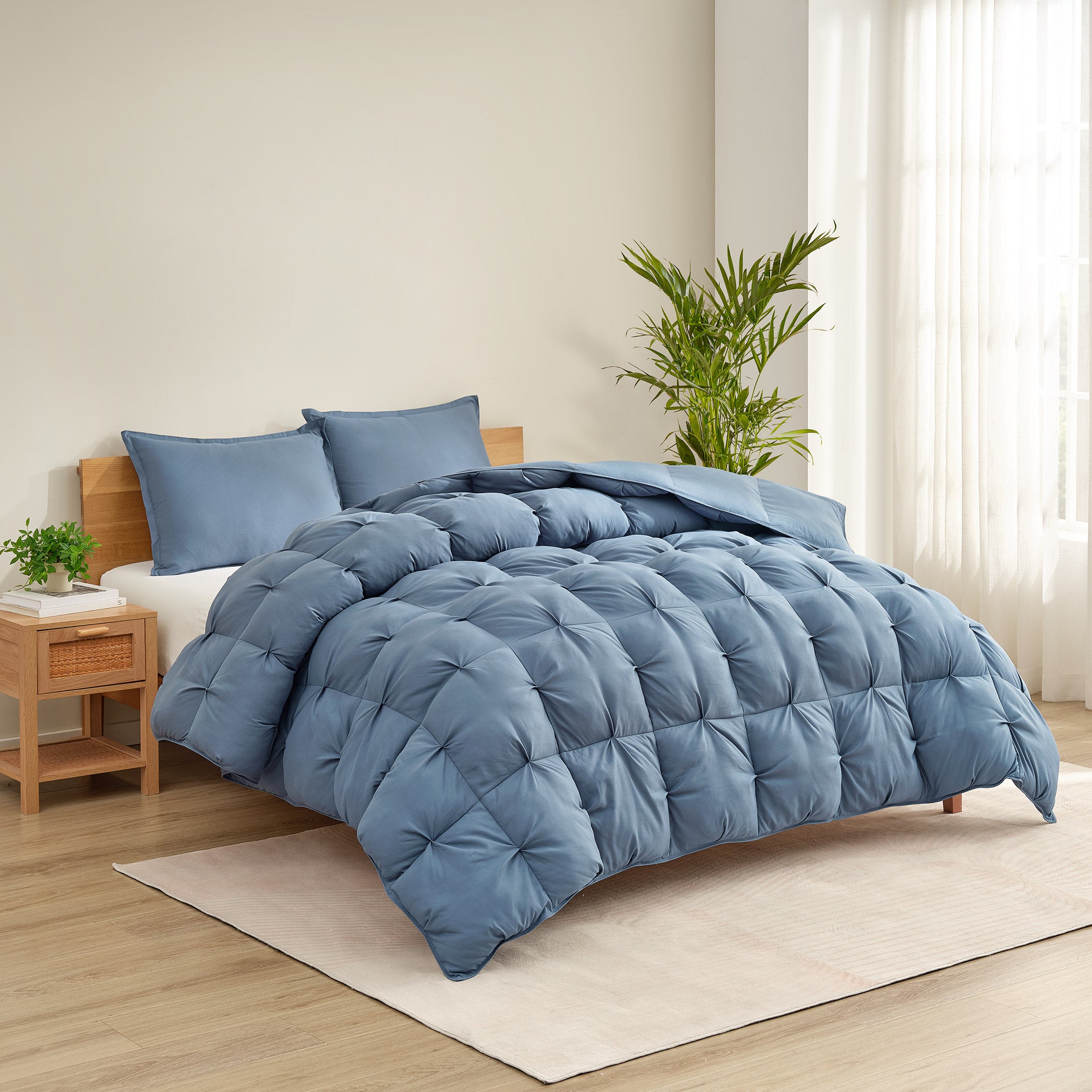 Casual Living Zuri Mega Puff 3-Piece Queen Comforter Set